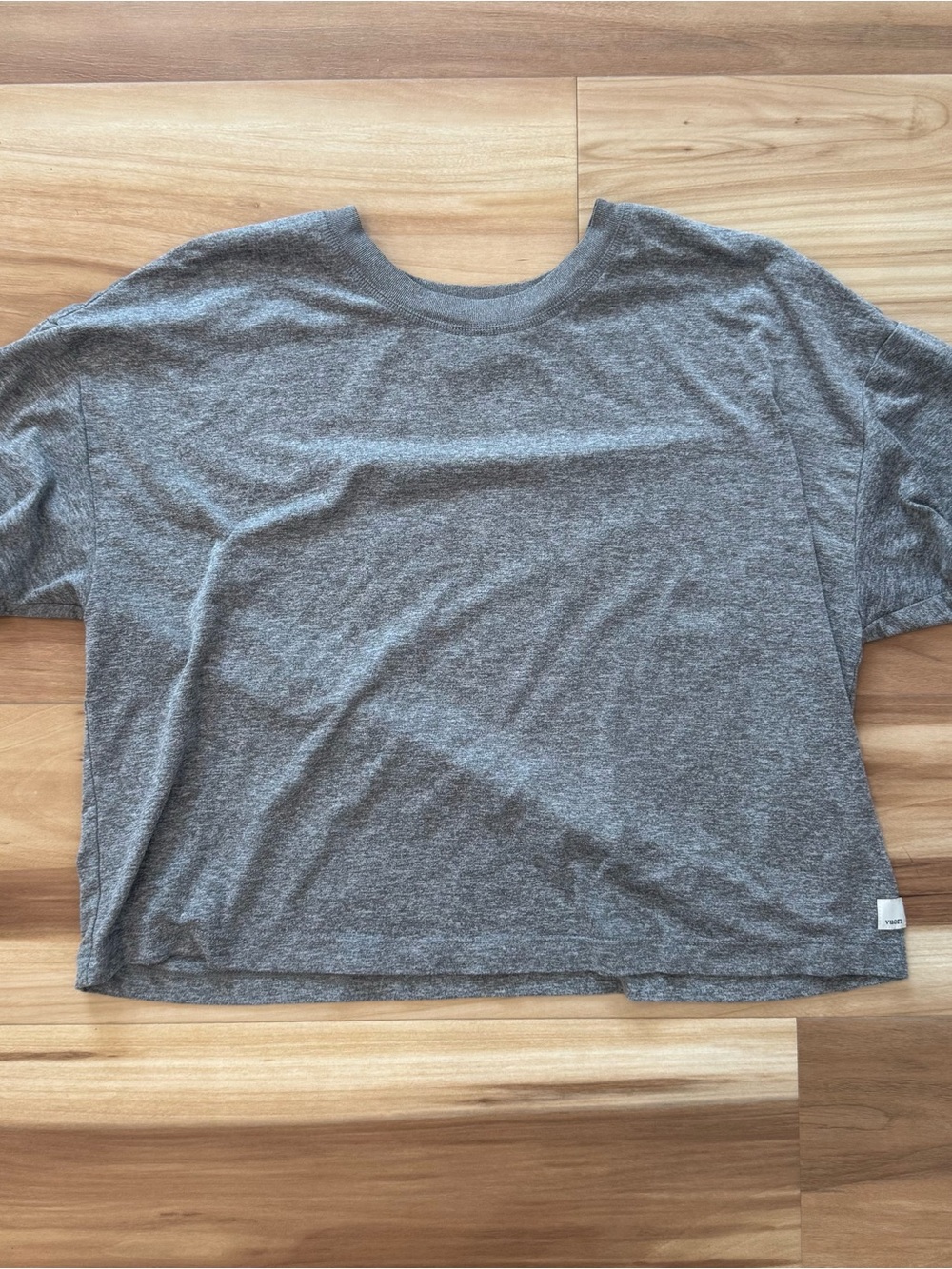 Vuori Heather Gray Energy Tee